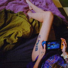 Load image into Gallery viewer, Mossy Green Organic Linen Bedding Sheets